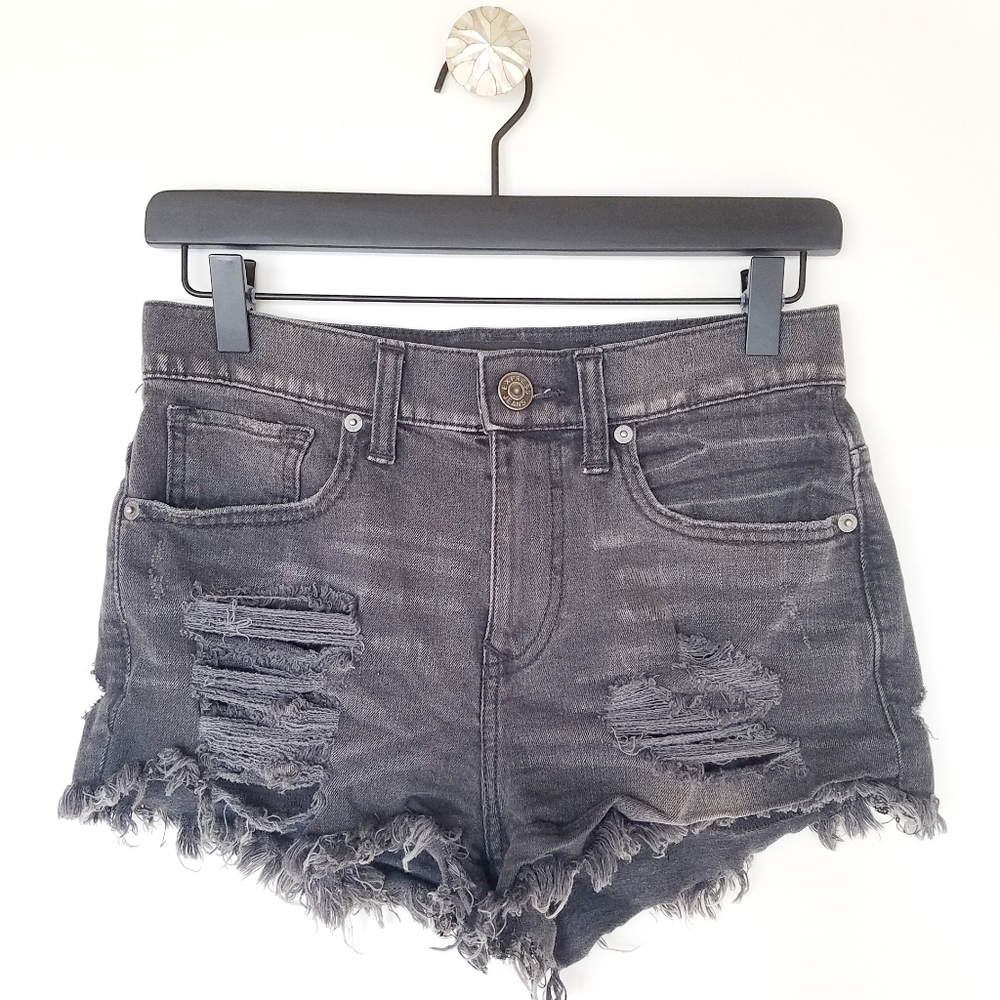 EXPRESS | Black Denim Jeans cut off shorts raw hem Size 2